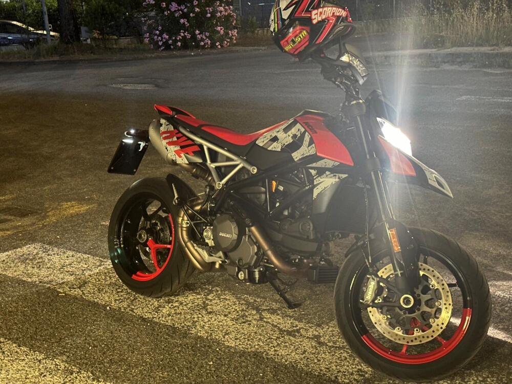 Ducati Hypermotard 950 RVE (2022 - 25) (4)