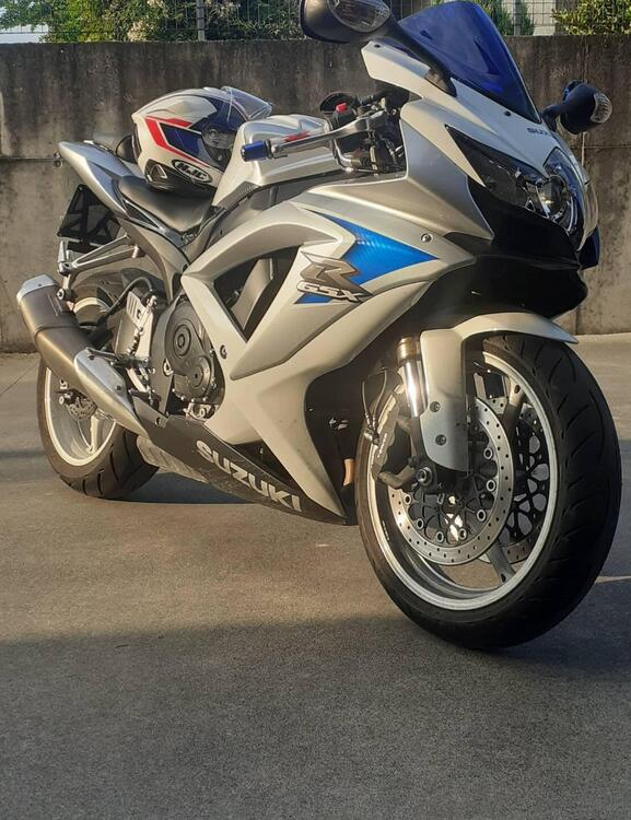 Suzuki GSX R 600 (2008 - 10) (2)