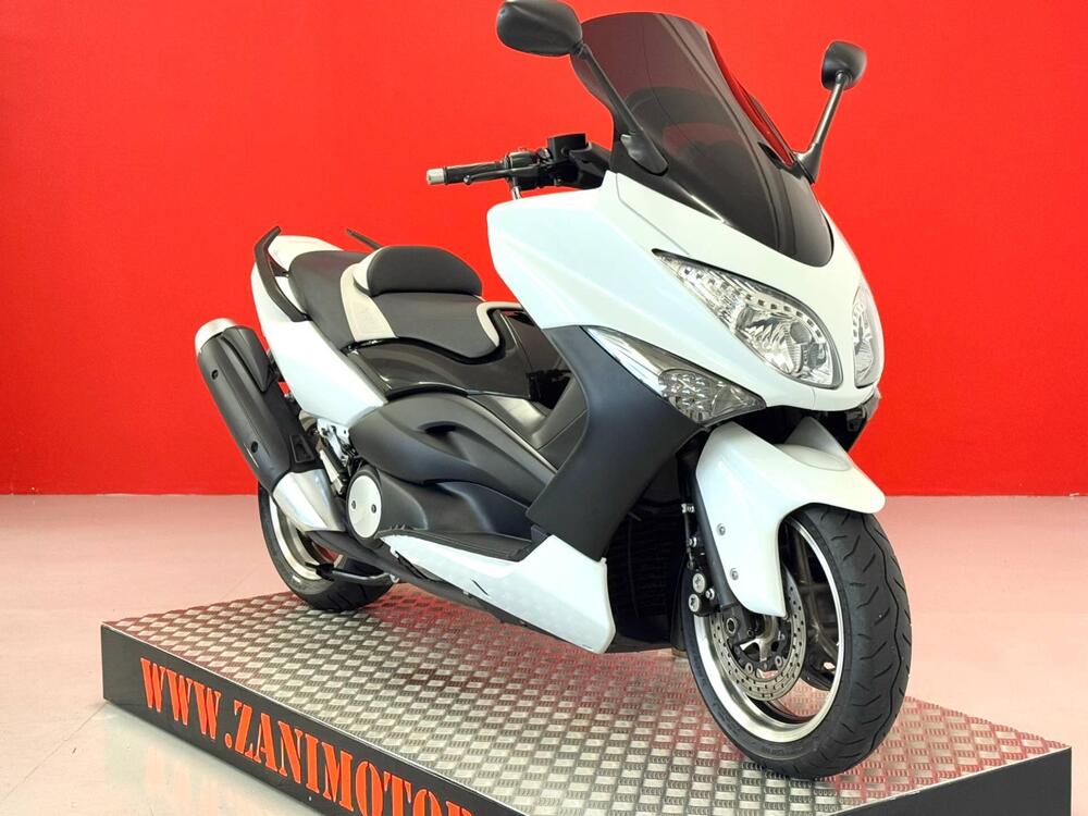 Yamaha T-Max 500 White Max (2010 - 11) (2)