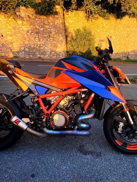 KTM 1290 Super Duke R (2021)