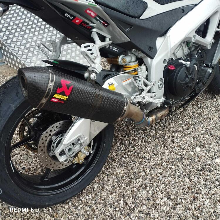 Aprilia Tuono 1100 V4 RR (2015 - 17) (4)