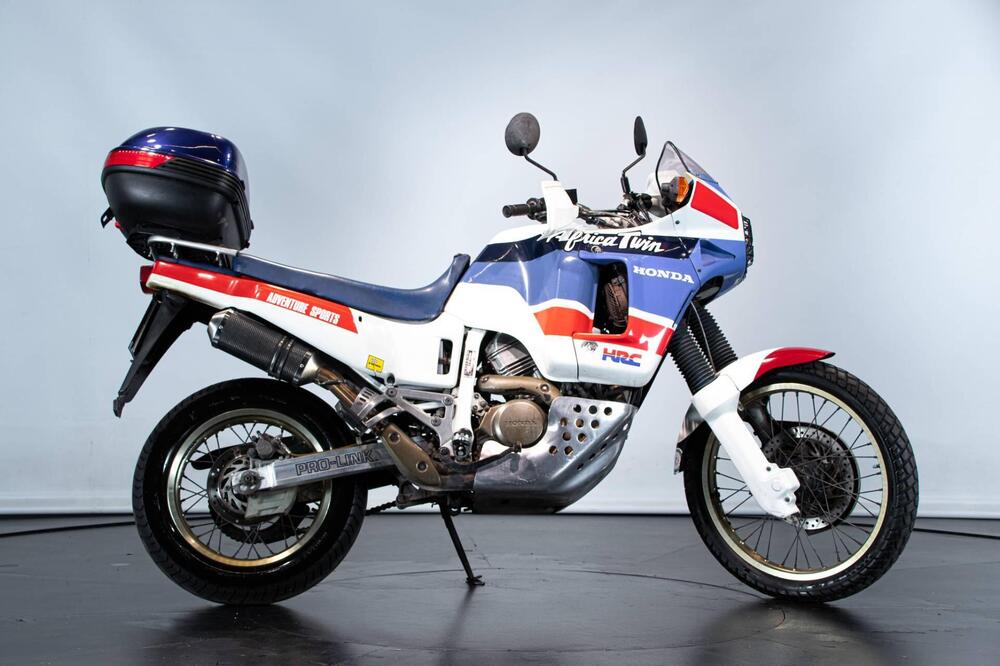 Honda AFRICA TWIN 650 (2)