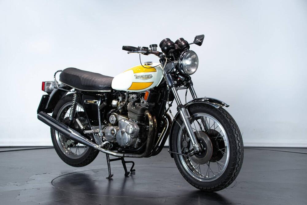 Triumph T160 TRIDENT (3)