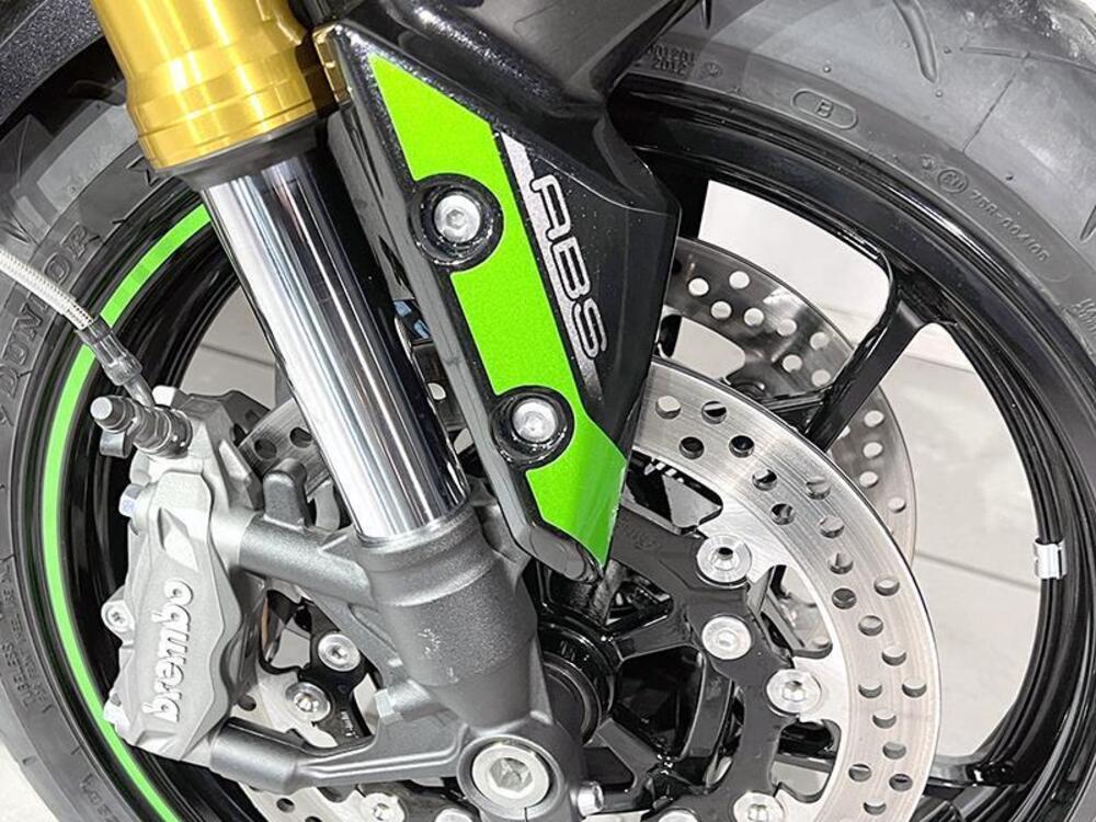 Kawasaki Z 900 SE Performance (2023 - 24) (5)