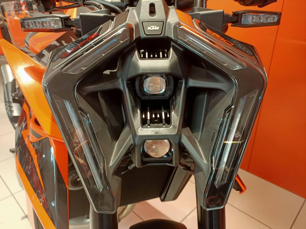 KTM 990 Duke (2024 - 25) (5)