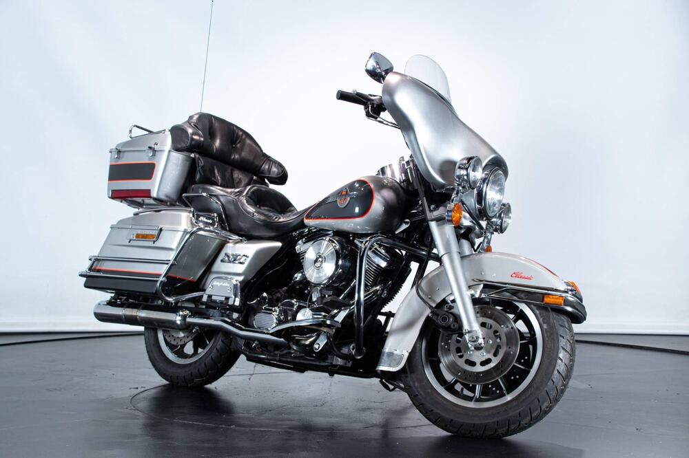 Harley-Davidson ELECTRA GLIDE (2)