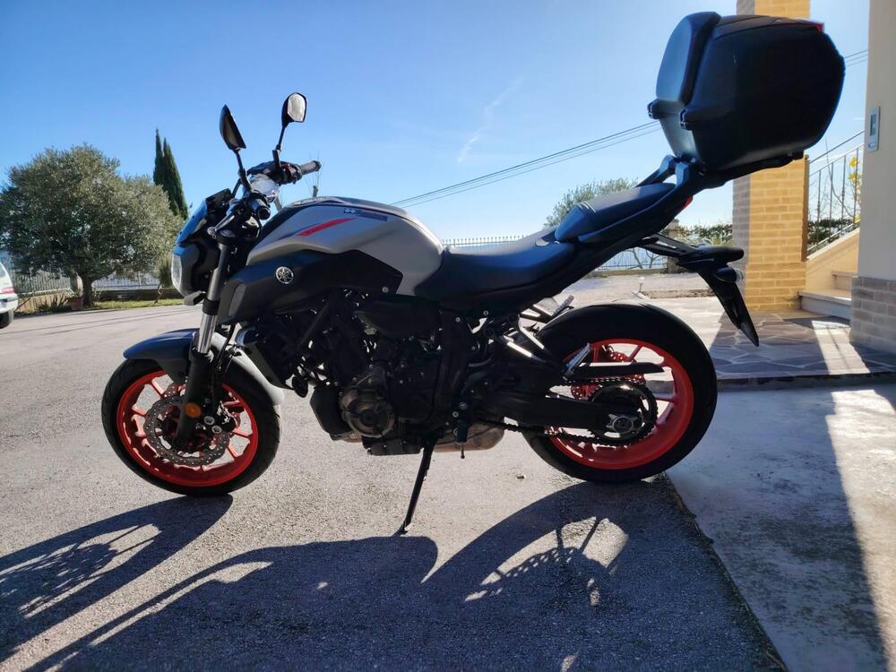 Yamaha MT-07 (2018 - 20) (3)