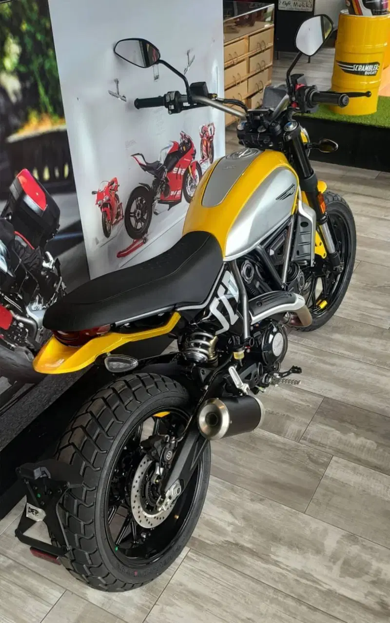 Ducati Scrambler 800 Icon (2023 - 24) (4)