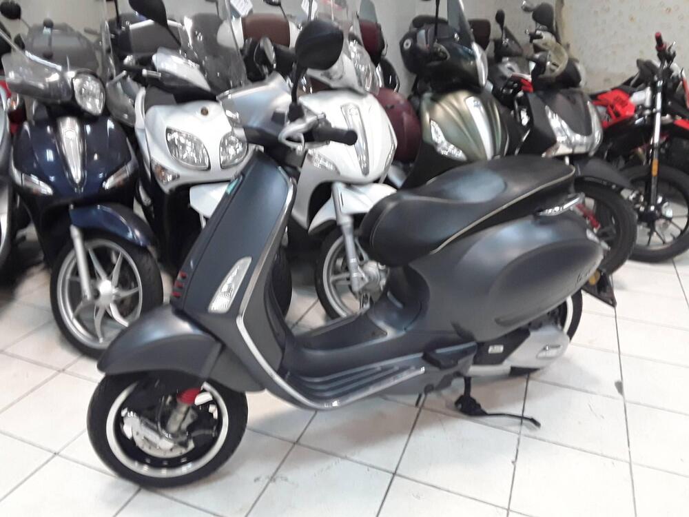 Vespa Sprint 150 3V Sport ie ABS (2016 - 18) (2)