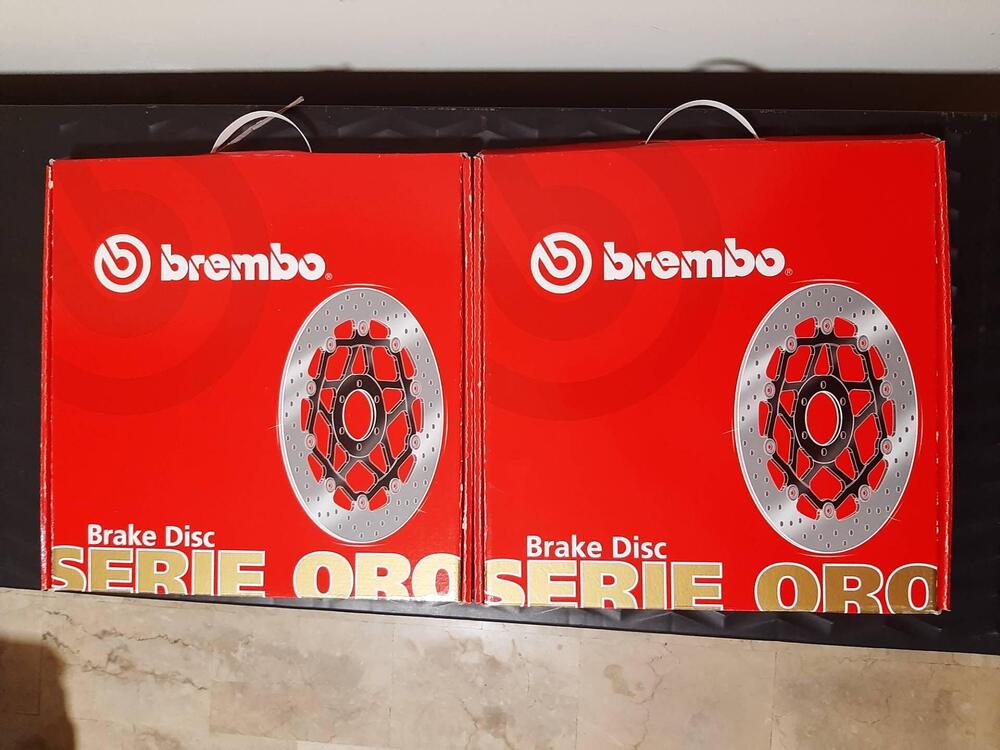 Coppia dischi freno Brembo serie oro 305 mm (4)