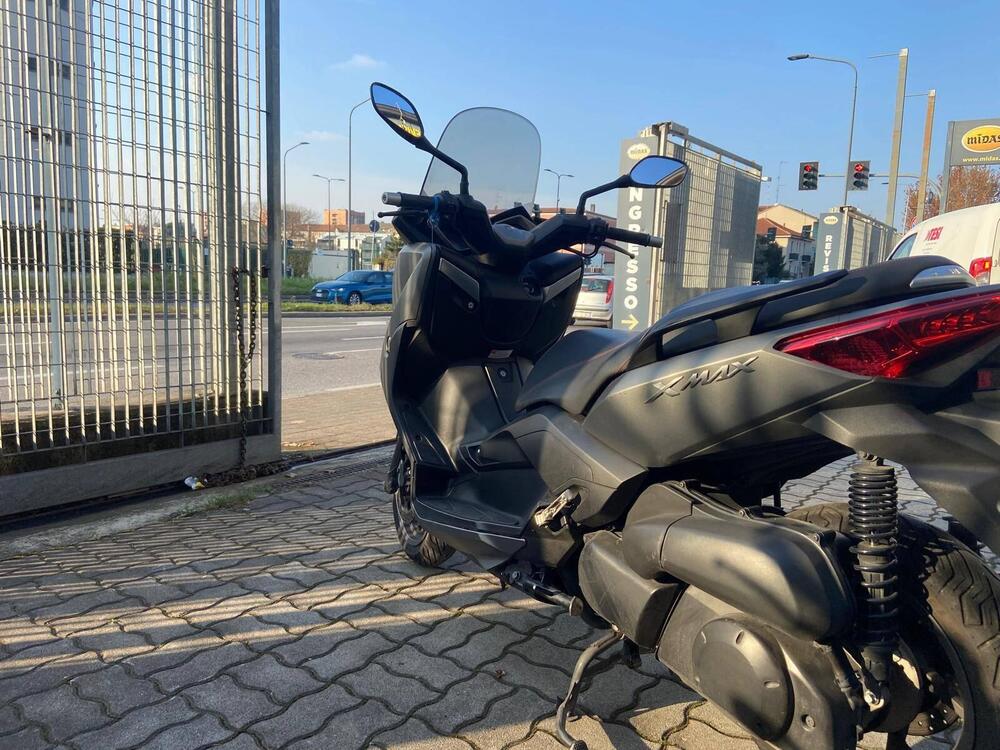 Yamaha X-Max 250 ABS (2014 - 16) (4)