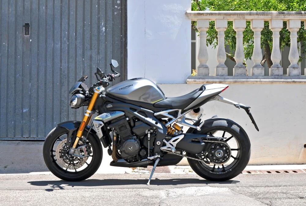 Triumph Speed Triple 1200 RS (2021 - 25) (4)