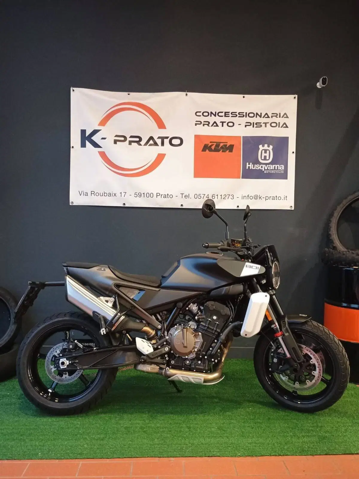 Husqvarna Svartpilen 801 (2024 - 26) (5)