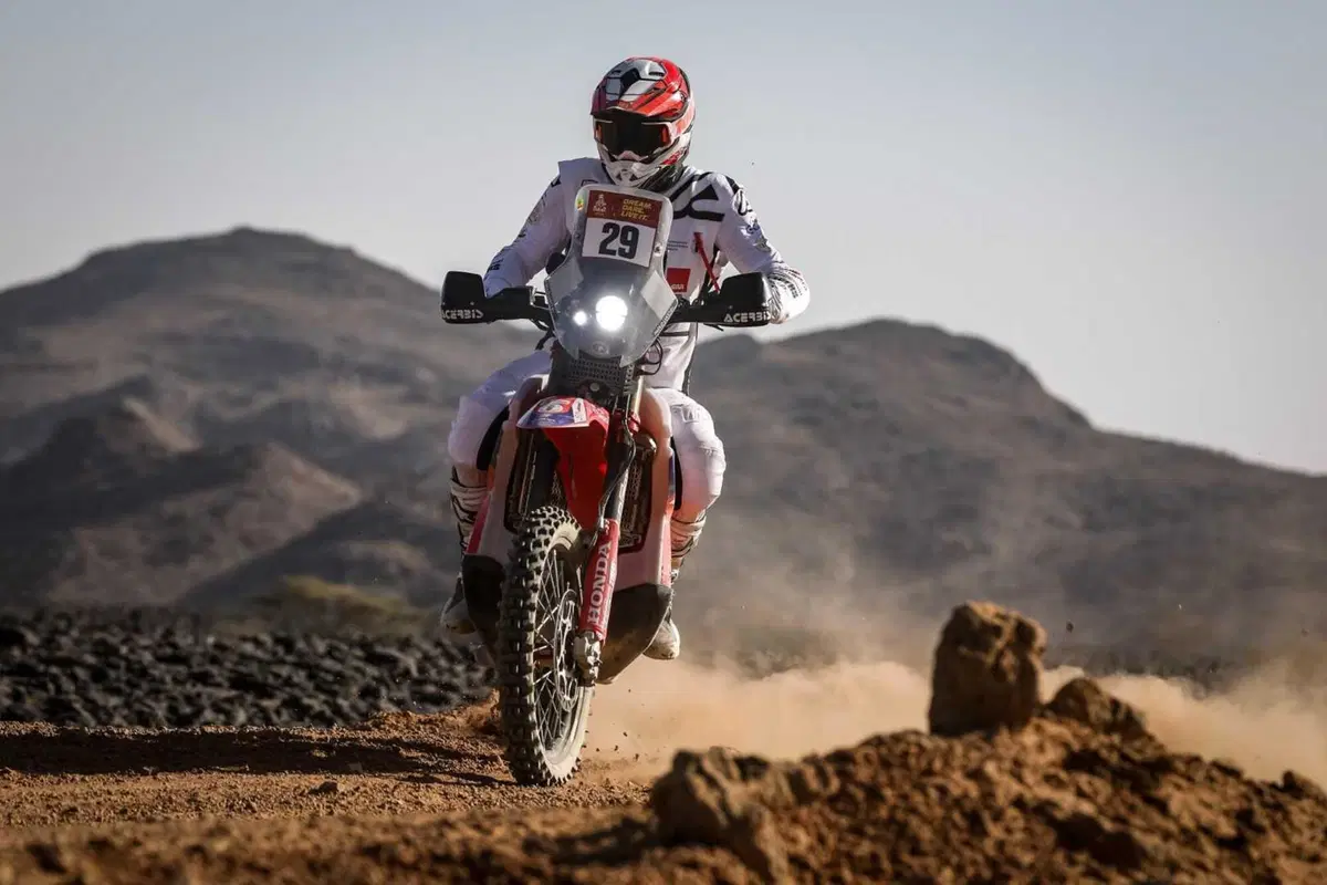 Dakar 2025. T4, Al Ula, Marathon, « Michelangelo » Sanders e Prince Al Rajhi [VIDEO]