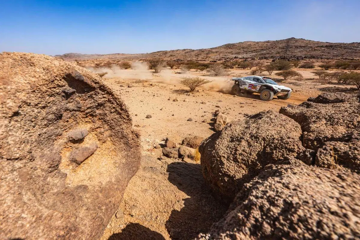 Dakar 2025. T4, Al Ula, Marathon, « Michelangelo » Sanders e Prince Al Rajhi [VIDEO] (23)