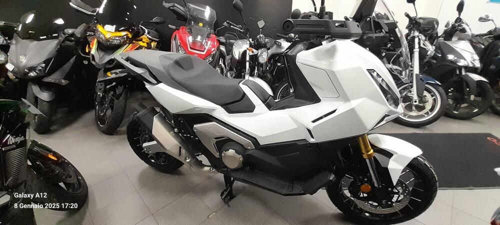 Honda X-ADV 750 (2025) (2)