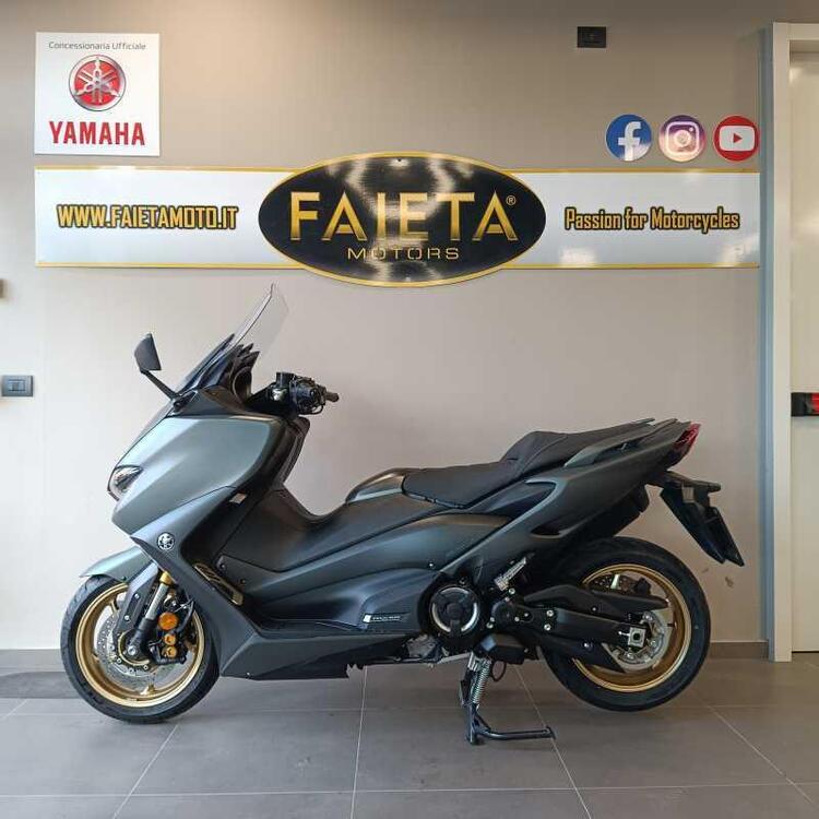 Yamaha T-Max 560 Tech Max (2021)