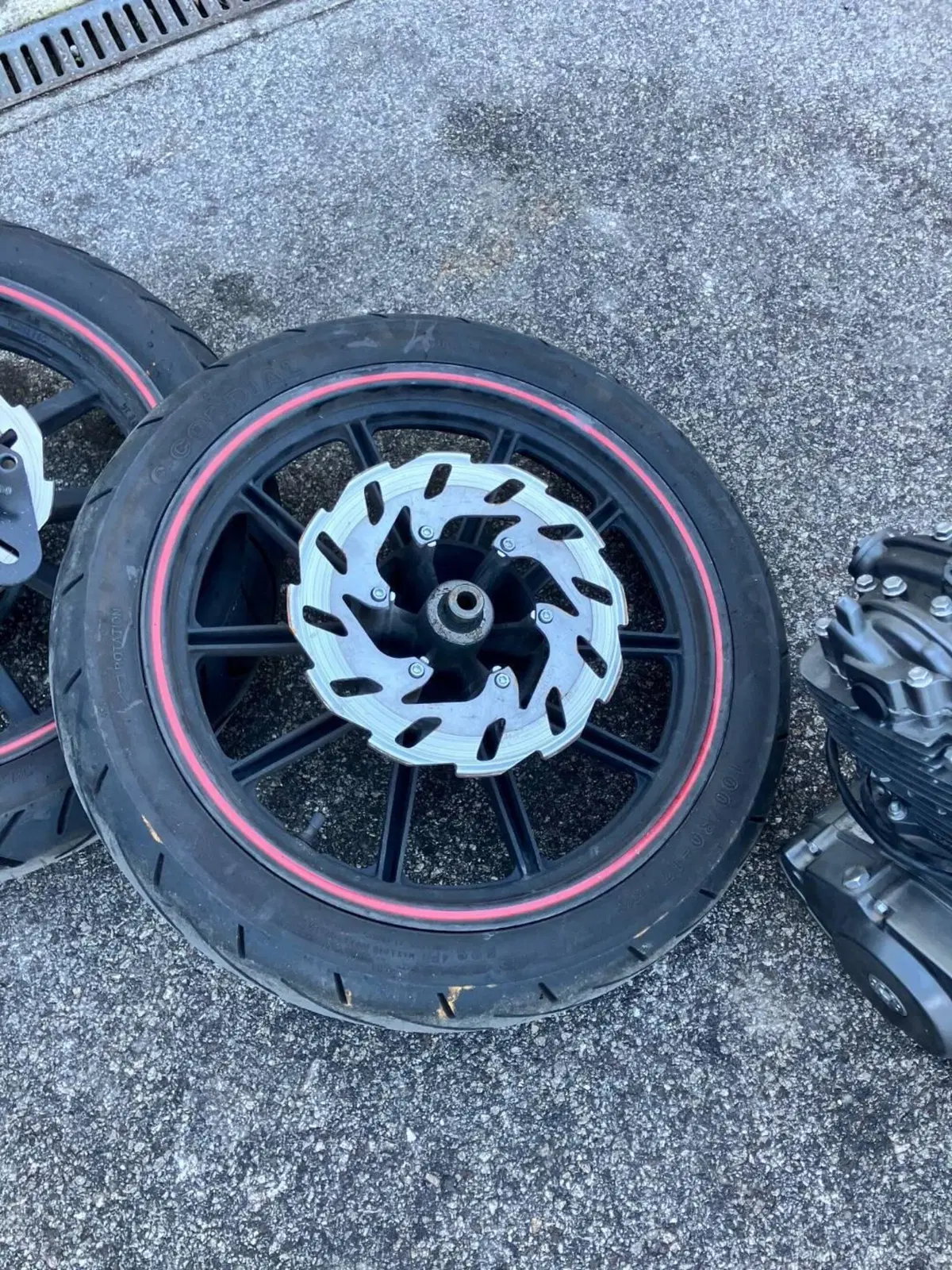 Motore KSR 125 euro 4 modello Naked con 2 ruote (4)