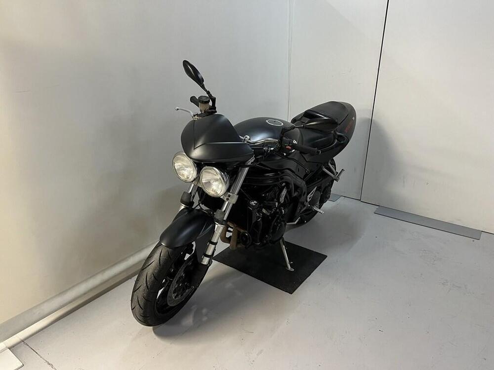 Triumph Speed Triple 955 (1998 - 01) (3)