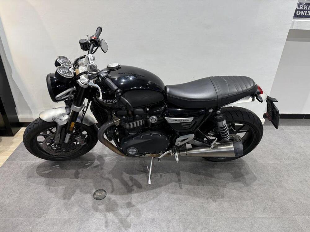 Triumph Speed Twin 1200 (2021 - 24) (2)