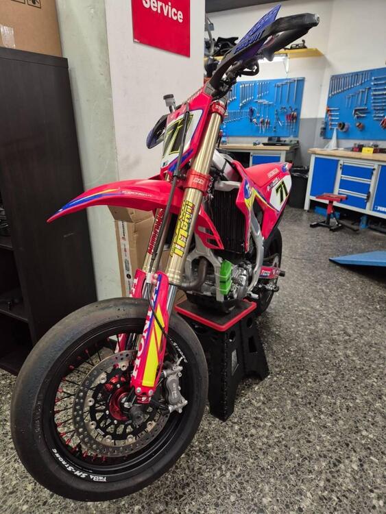 Honda CRF 450 R (2021) (2)