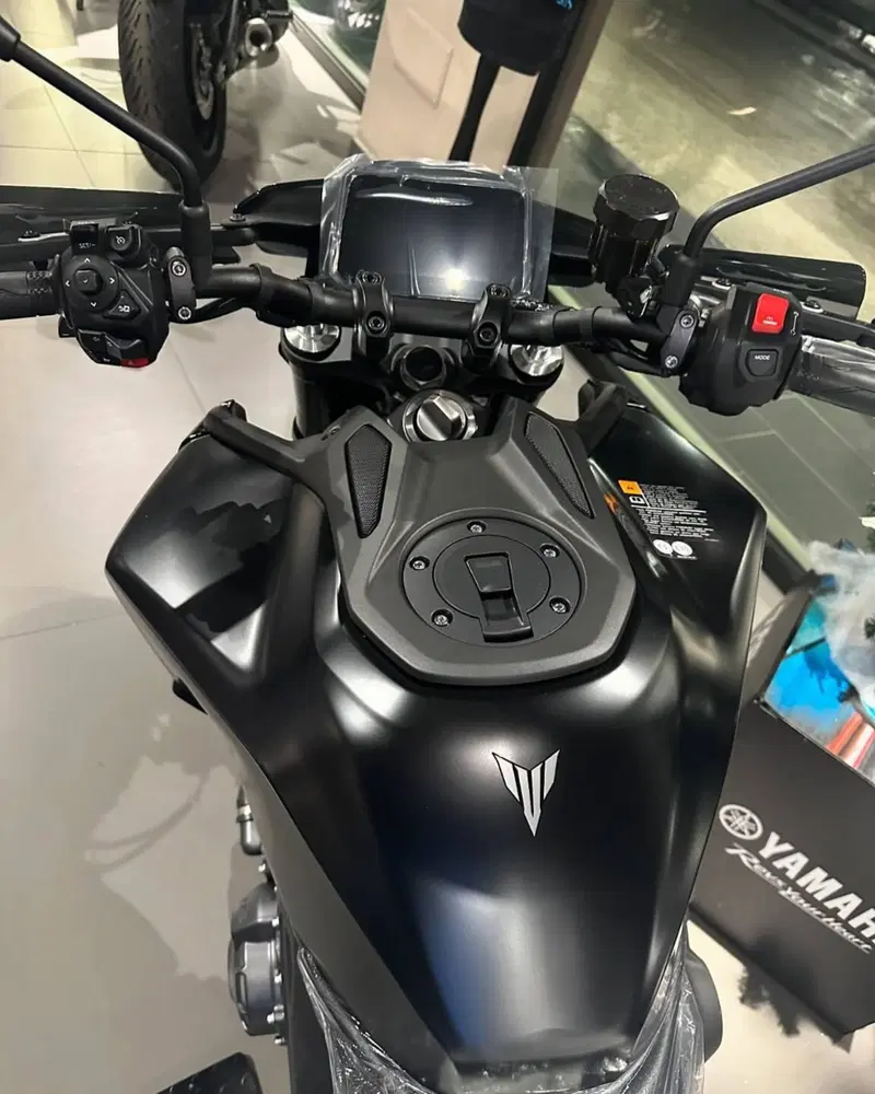 Yamaha MT-09 Y-AMT (2024 - 26) (6)