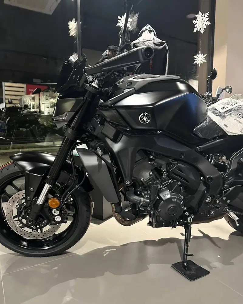 Yamaha MT-09 Y-AMT (2024 - 26) (8)