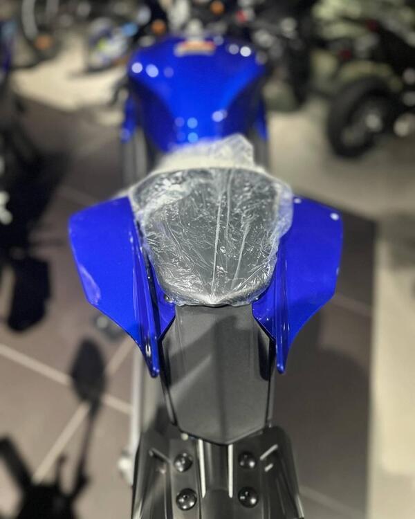 Yamaha YZF R7 (2021 - 25) (2)