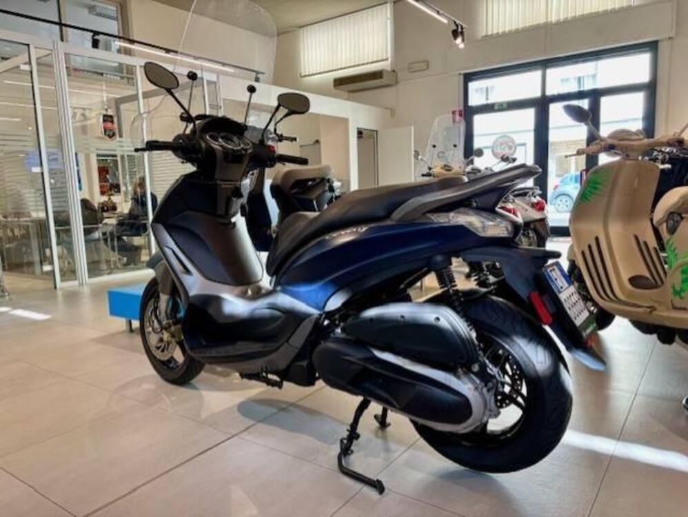 Piaggio Beverly 350 S ABS (2019 - 20) (4)