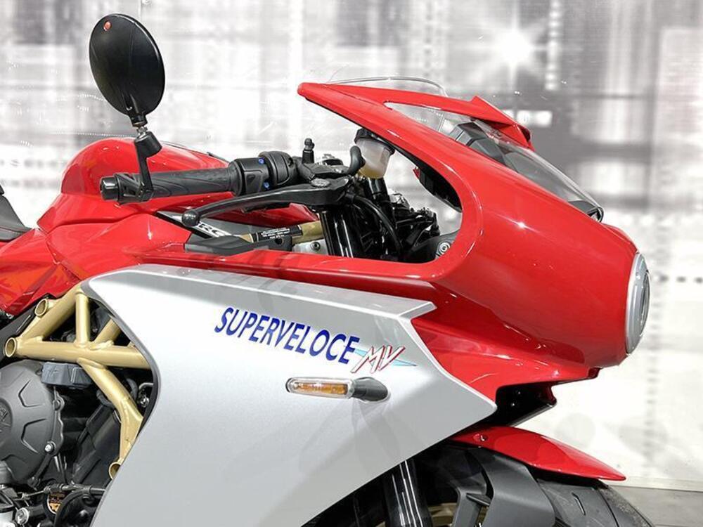 MV Agusta Superveloce 800 (2021 - 25) (5)