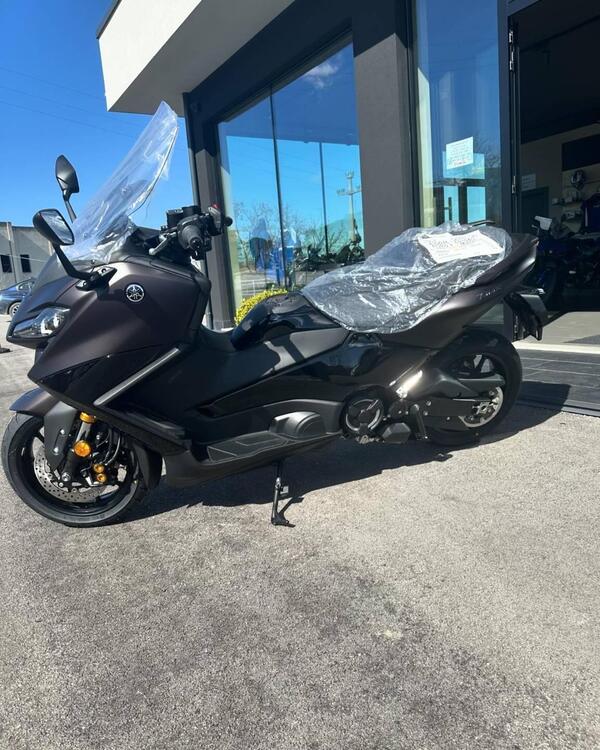 Yamaha T-Max 560 Tech Max (2022 - 24) (5)