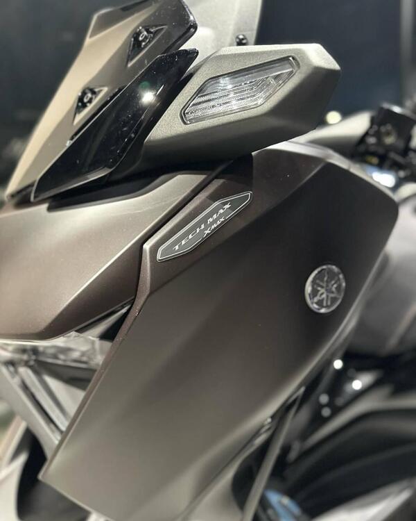 Yamaha X-Max 300 Tech Max (2021 - 24) (5)