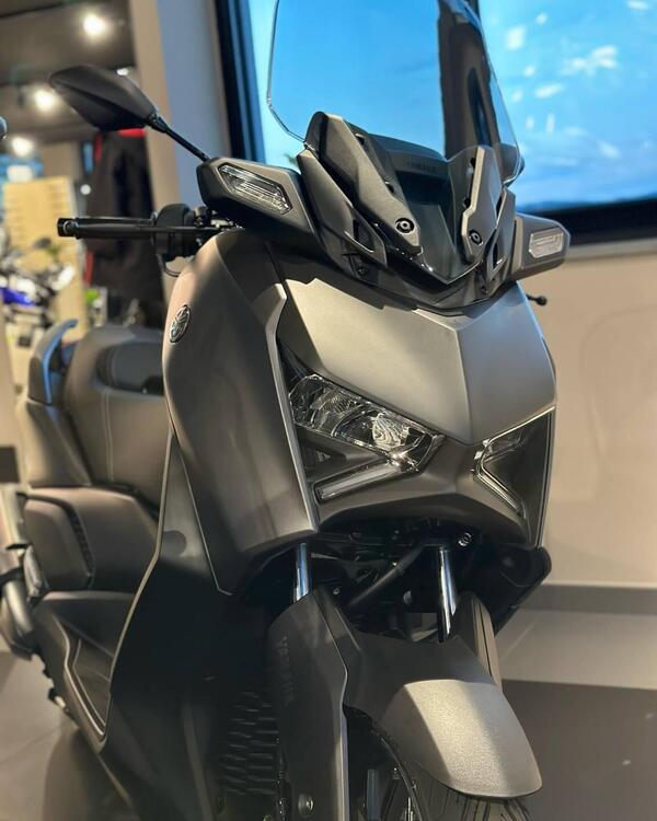 Yamaha X-Max 300 (2021 - 24) (3)