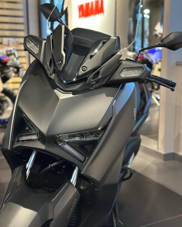 Yamaha X-Max 300 (2021 - 24) (4)