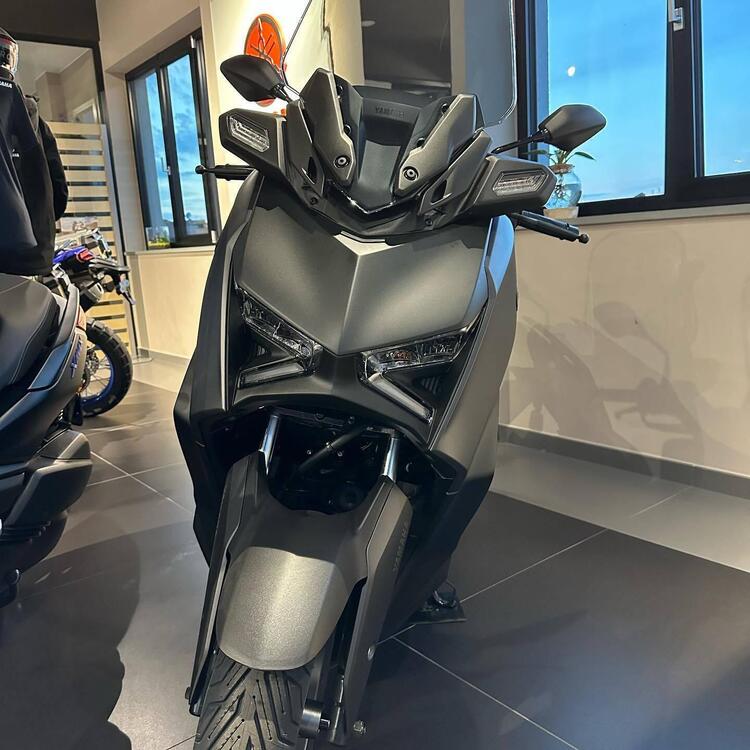 Yamaha X-Max 300 (2021 - 24) (5)