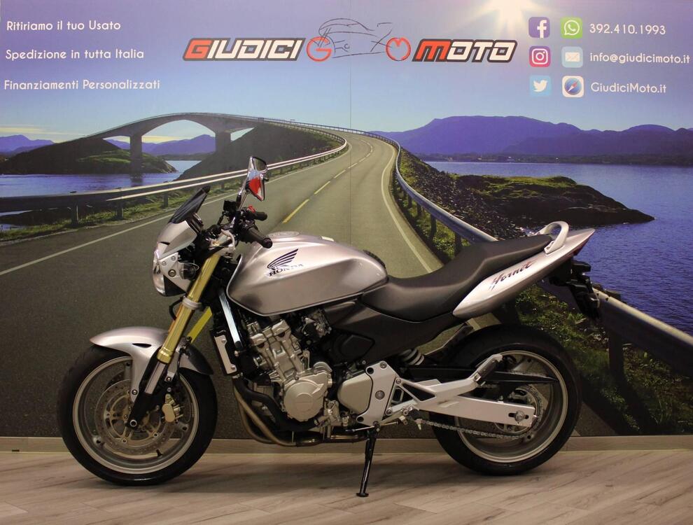 Honda Hornet 600 (2005 - 06) (3)