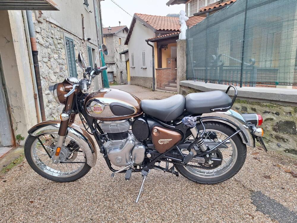 Royal Enfield Classic 350 (2021 - 25) (2)