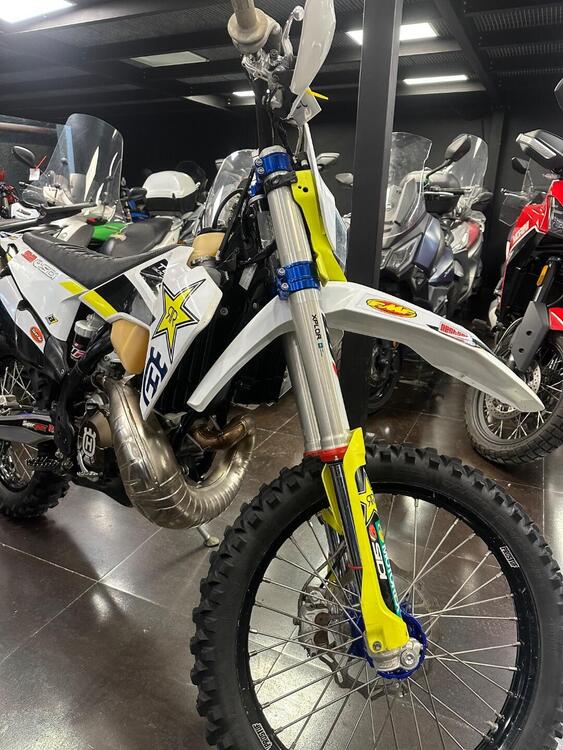 Husqvarna TE 300i Jarvis Edition (2020) (3)