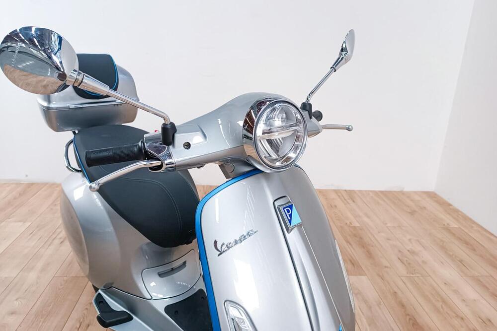 Vespa Vespa Elettrica 70 Red (2022 - 24) (5)