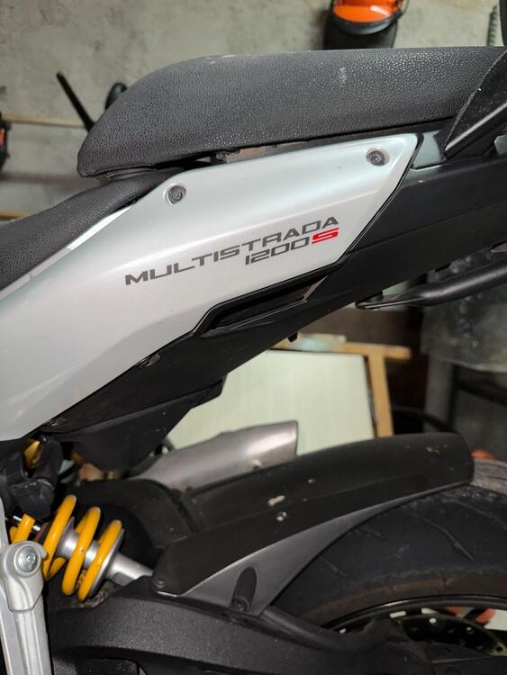 Ducati Multistrada 1200 S Touring (2010 - 12) (2)