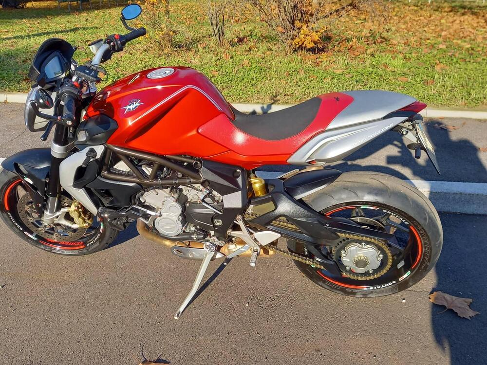 MV Agusta Brutale 800 (2012 - 15) (2)