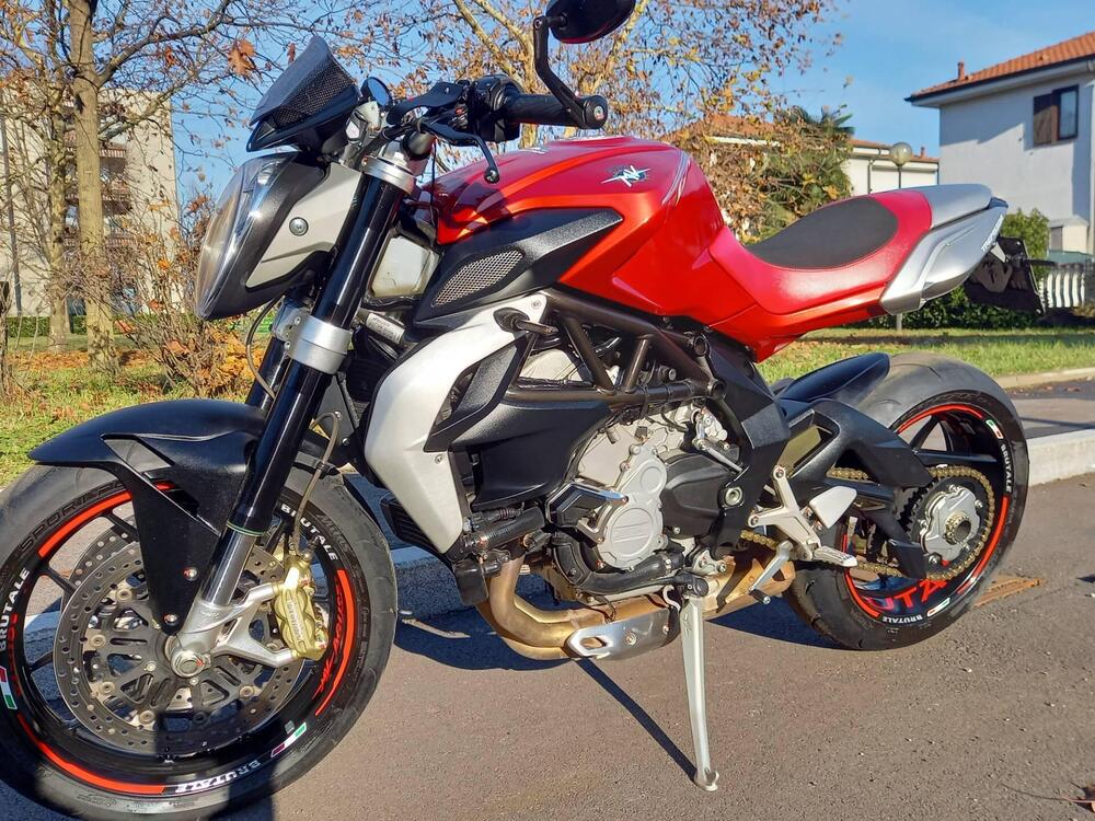 MV Agusta Brutale 800 (2012 - 15) (3)