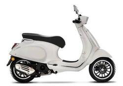 Vespa Sprint 125 (2021 - 24) usata