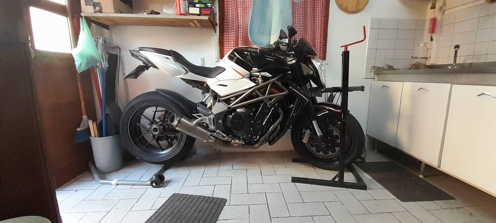 MV Agusta Brutale 1090 RR (2009 - 15)