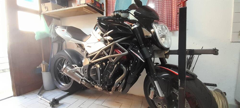 MV Agusta Brutale 1090 RR (2009 - 15) (5)