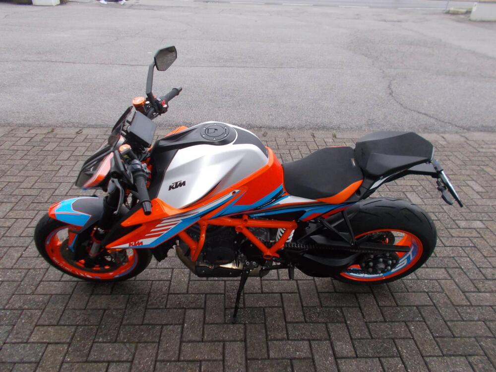 KTM 1290 Super Duke R (2022 - 23) (2)