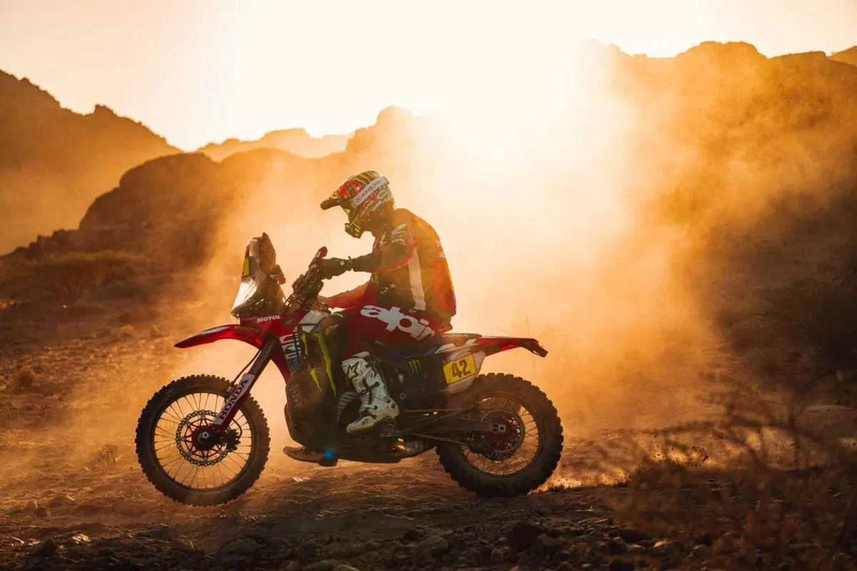 Dakar 2025. T5, Si chiude la Marathon e la prima parte della Dakar. In testa Sanders, KTM, e Lategan, Toyota [VIDEO] (4)