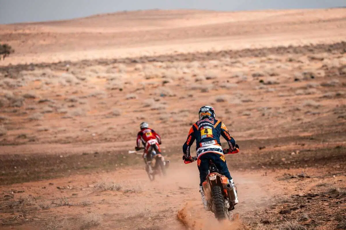 Dakar 2025. T5, Si chiude la Marathon e la prima parte della Dakar. In testa Sanders, KTM, e Lategan, Toyota [VIDEO] (12)