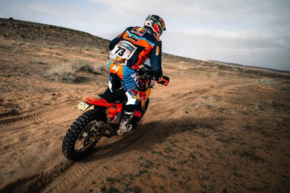 Dakar 2025. T5, Si chiude la Marathon e la prima parte della Dakar. In testa Sanders, KTM, e Lategan, Toyota [VIDEO] (13)