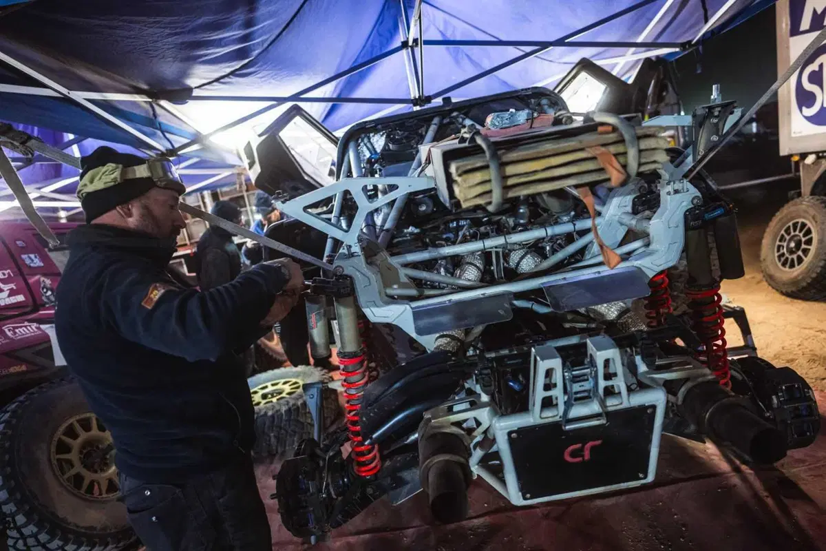 Dakar 2025. T5, Si chiude la Marathon e la prima parte della Dakar. In testa Sanders, KTM, e Lategan, Toyota [VIDEO] (3)
